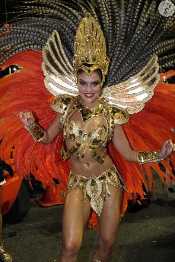 Paloma Bernardi será a nova rainha de bateria da Grande Rio no Carnaval 2016
