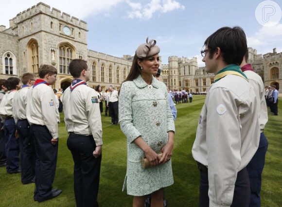 Kate Middleton premiou o escoteiros no Castelo de Windsor