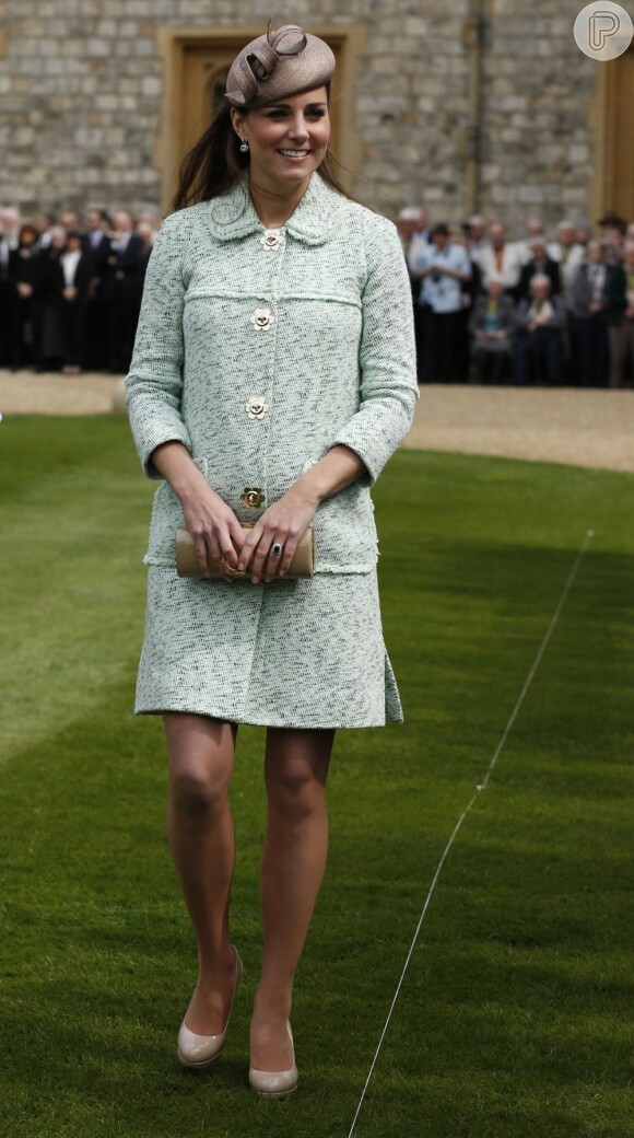 Grávida de seis meses, Kate Middleton substituiu a rainha Elizabeth II em um evento oficial em Londres, em 21 de abril de 2013