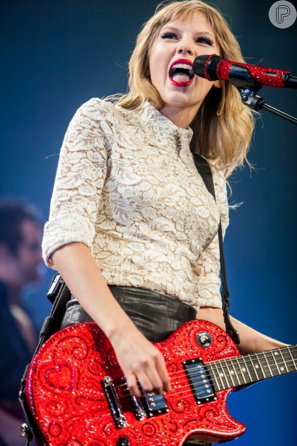 Taylor Swift é clicada durante show da turnê 'Red', na Carolina do Sul, nos Estados Unidos