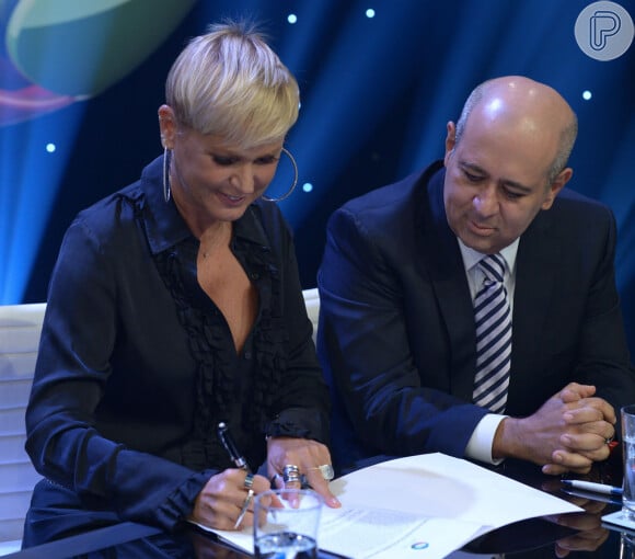 Xuxa assinou contrato com a Record por três anos