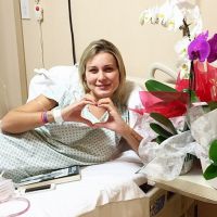 Andressa Urach recebe alta hospitalar após 12 dias internada por inflamação