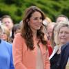 Kate está grávida de seis meses do seu primeiro herdeiro da família real