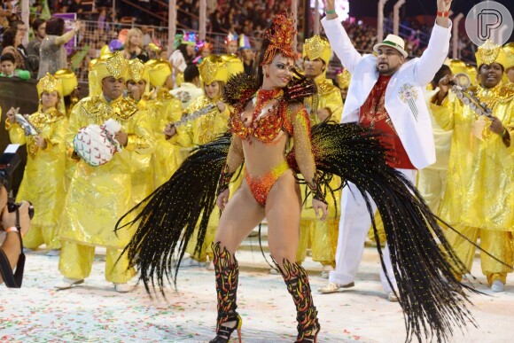 Viviane Araújo usou a mesma fantasia que desfilou pelo Salgueiro, no Carnaval do Rio