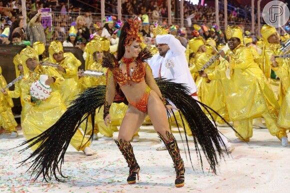 Viviane Araújo brilha no Carnaval de San Luis, na Argentina