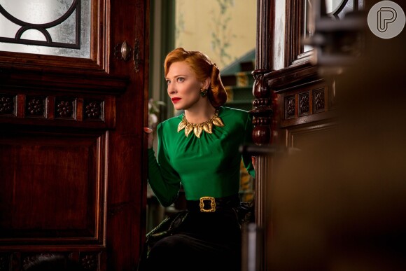 Cate Blanchett ainda vibrou com o fato de 'Cinderela' ter tantas mulheres em papéis importantes: 'Por isso, era importante para mim a história se apoiar em uma Cinderela que tem força e alma'
