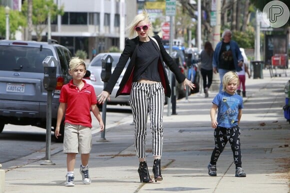 Gwen Stefani também é estilista, e deixam seus filhos livres para soltar a criatividade nos looks