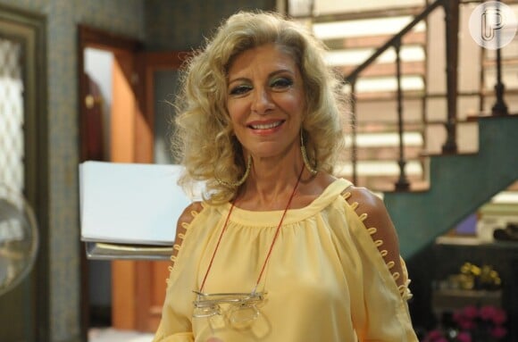 A atriz, cantora e diretora Marília Pêra morreu aos 72 anos neste sábado, 5 de dezembro de 2015, no Rio de Janeiro. Ela lutava contra um câncer há 2 anos