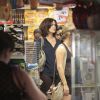 Fátima Bernardes enfrenta fila para comprar ovos de Páscoa e passeia em shopping no Rio