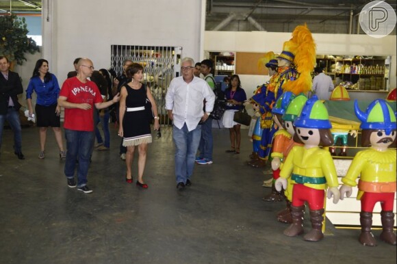 Viviane Senna visita barracão da Unidos da Tijuca com o presidente Fernando Horta em 14 de maio de 2013