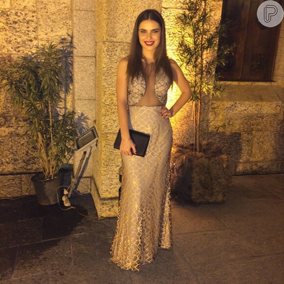 A atriz Thais Melchior também prestigiou o casamento de Nathy Marbá, sobrinha de Angélica, em castelo de Itaipava, na Região Serrana do Rio, neste sábado, 11 de abril de 2015
