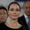 Angelina Jolie revelou na última semana que se submeteu a uma mastectomia para evitar um futuro câncer de mama