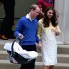 Kate Middleton e William escolhem o nome da filha: 'Charlotte Elizabeth Diana'