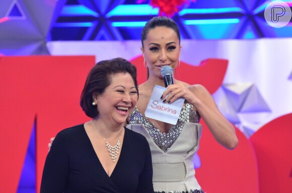 Sabrina Sato também recebeu em seu programa a mãe, dona Kika