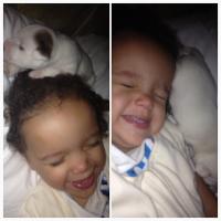 Mariah Carey publica foto no Instagram do filho brincando com cachorro