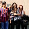 Bruna Marquezine acompanhou a apresentação oficial de Neymar ao Barcelona