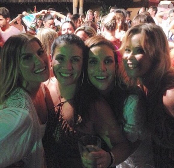 Ivete Sangalo comemora aniversário com mais um dia de festa em Salvador
