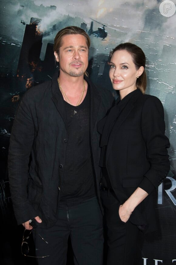 Depois da cirurgia de Angelina Jolie, Brad Pitt está 'agindo como um adolescente apaixonado'