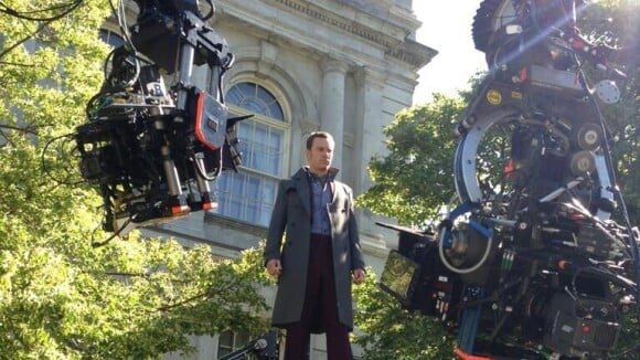 Michael Fassbender 'flutua' como Magneto no set do novo filme dos 'X-Men'