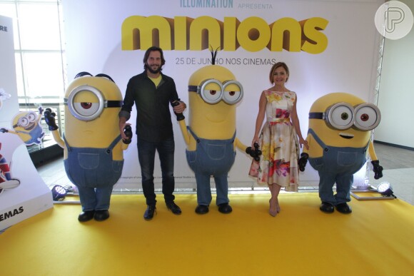 Adriana Esteves e Vladimir Brichta, dubladores do filme 'Minions', conferiram a pré-estreia carioca da animação neste domingo, 21 de junho de 2015