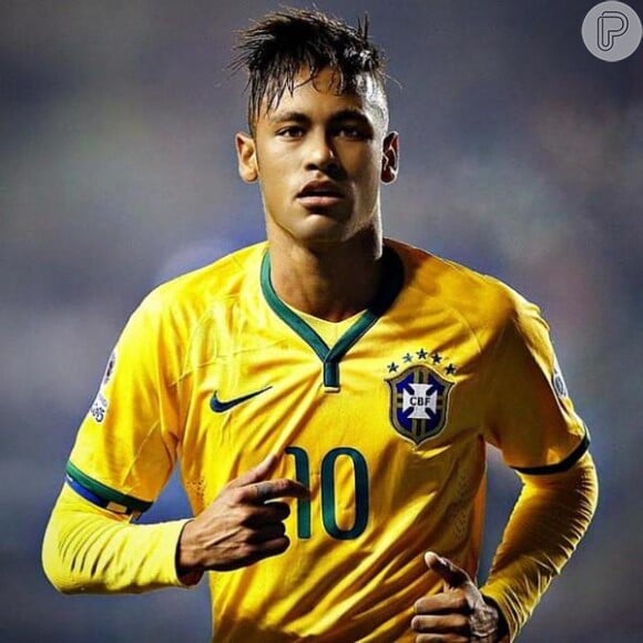 Neymar irá embarcar para São Paulo, passar férias ao lado dos parentes. CBF alegou que fora da Copa América, jogador irá se preparar melhor para as eliminatórias da Copa do Mundo de 2018