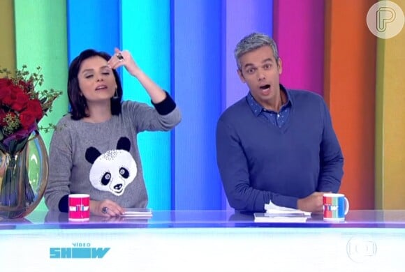 Otaviano Costa foi alertado por Monica Iozzi após arrotar no 'Vídeo Show': 'Você precisa parar com essa mania de almoçar azeitona'