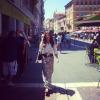 Giovanna Antonelli caminha em Nice, em dia de folga das gravações de 'SOS Mulheres ao Mar'