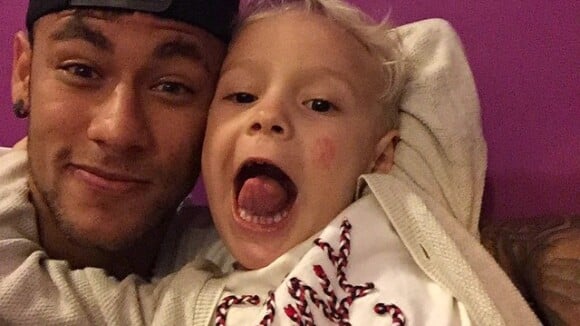 Neymar reencontra o filho, Davi Lucca, após deixar a Copa América: 'Minha vida'