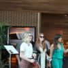 Marina Ruy Barbosa curtiu um passeio com a mãe e as amigas Luma Costa e Carol Sampaio no shopping Village Mall, na Barra da Tijuca, Zona Oeste do Rio de Janeiro, nesta terça-feira, 23 de junho de 2015