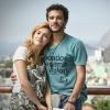 Júlia (Isabelle Drummond) e Pedro (Jayme Matarazzo) viajam juntos para Belo Horizonte atrás de Bernardo (Ghilherme Lobo), na novela 'Sete Vidas'