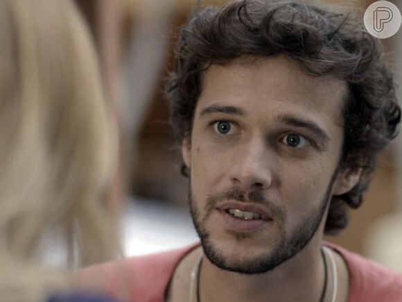 Pedro (Jayme Matarazzo) declarou seu amor por Júlia (Isabelle Drummond), na novela 'Sete Vidas'