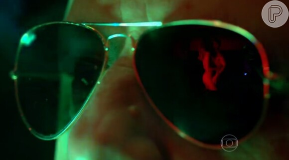 Novela 'Verdades Secretas': Grazi Massafera aparece em novas cenas quentes, nesta terça-feira, 23 de junho de 2015