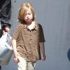 Shiloh, filha de Angelina Jolie e Brad Pitt, segue o estilo tomboy