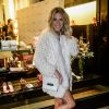 Giovanna Ewbank usa look total branco para ir a lançamento de coleção de moda em São Paulo