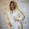 Giovanna Ewbank usa look total branco para ir a lançamento de coleção de moda em São Paulo