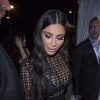 Grávida, Kim Kardashian aposta em vestido transparente para evento na França, nesta quarta-feira, 24 de junho de 2015