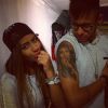 Na madrugada desta quinta-feira, dia 25 de junho de 2015, Neymar postou uma foto em que aparece ao lado da irmã, Rafaella Santos, fazendo pose com a tatuagem em sua homenagem: 'Na pele'