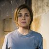Inês (Adriana Esteves) consegue a transferência de uma presa que é a chefona da cadeia e ganha tratamento VIP das detentas, na novela 'Babilônia', em 29 de junho de 2015