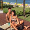 Gabriel Medina aparece ao lado da nova namorada, Tayna Hanada, em foto divulgada pela surfista no Instagram neste sábado, 27 de junho de 2015