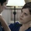 Edith (Bárbara Paz), aconselhada pela mãe, apoia Délix (Mateus Solano), mesmo tendo ficado horrorizada com a confissão do marido, em 'Amor à Vida'