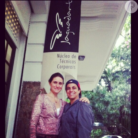 Thammy Miranda tem aulas de teatro com a professora de teatro Helena Varvaki, no Rio de Janeiro