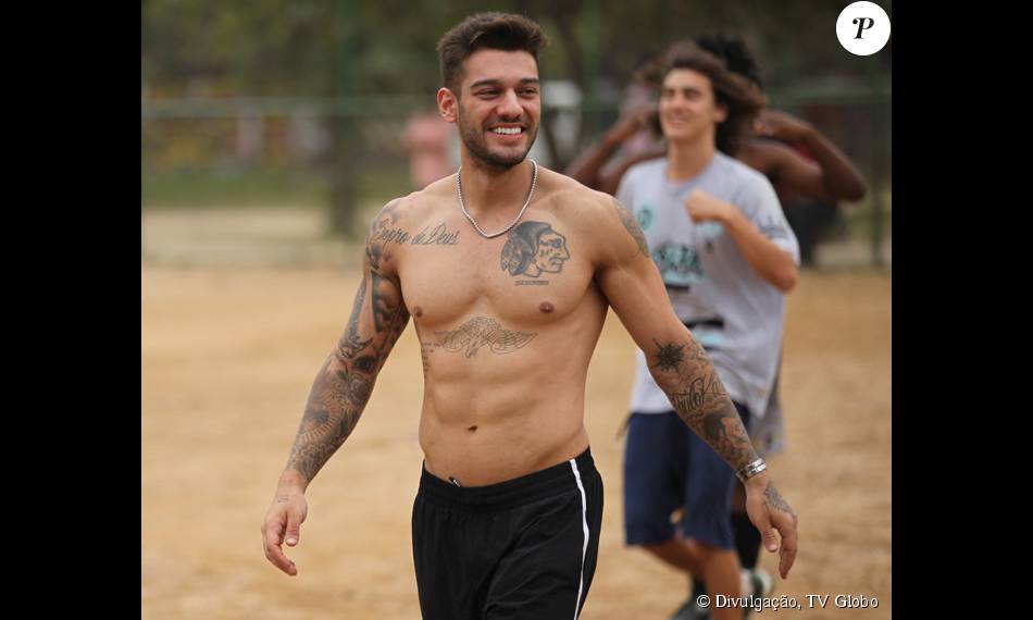 As tatuagem do lucas lucco Lucas Lucco Nao Precisara Apagar Suas Tatuagens Para A Trama Purepeople
