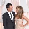 Jennifer Aniston e Justin Theroux se casaram nesta quarta-feira, 05 de agosto de 2015, em uma cerimônia secreta para 74 membros da família, realizada no jardim na mansão dos atores em Bel Air, na Califórnia