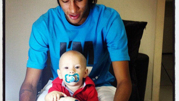 Neymar chega a 30 milhões de seguidores no Instagram. Relembre fotos com o filho
