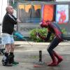 Andrew Garfield é flagrado durante filmagens de 'O Espetacular Homem-Aranha 2'