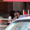 Sophia Abrahão e Fiuk foram flagrados se beijando em uma sorveteria do Leblon, na Zona Sul do Rio de Janeiro, em 13 de julho de 2013