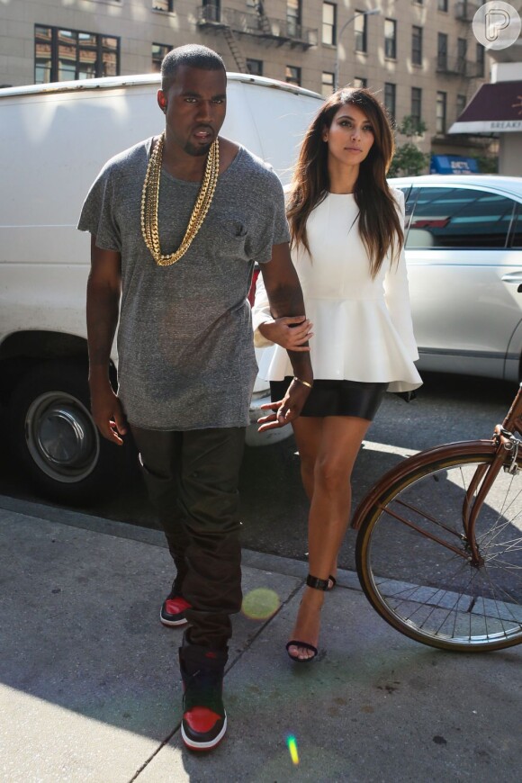 Kanye West e Kim Kardashian só haviam permitido que a equipe do Keeping Up With The Kardashian filmasse a cerimônia