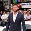 Hugh Jackman participa da première de 'Wolverine: Imortal'