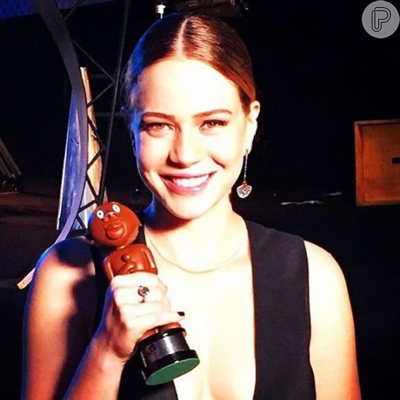 A atriz comemorou o prêmio em seu Instagram: 'Só felicidade e orgulho por ter feito parte desse filme'