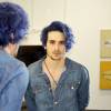 Fiuk pintou os cabelos de azul após aderir ao visual platinado